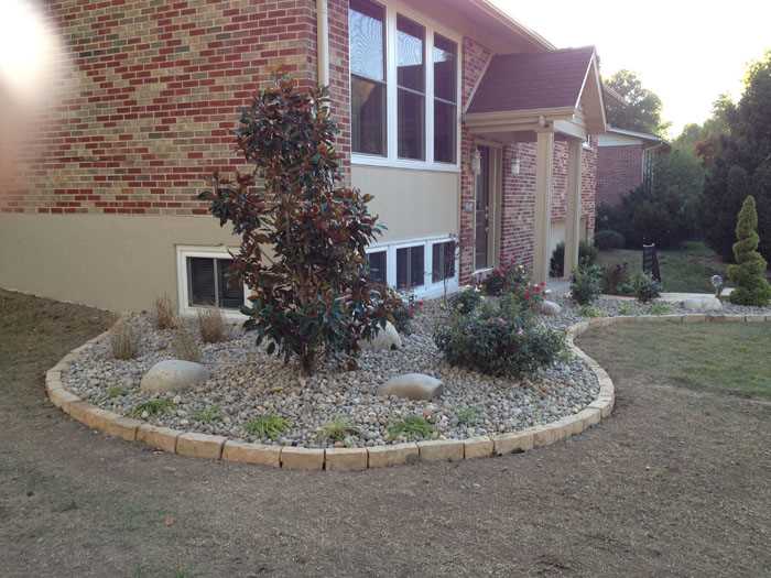 Crestwood landscape edging941 700